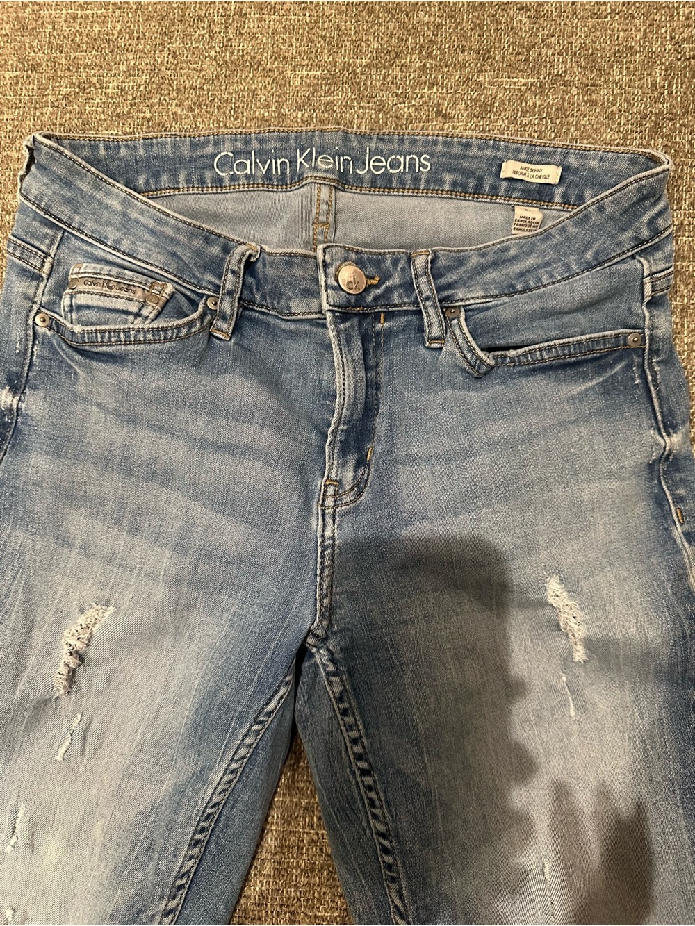 Calvin Klein Women’s Light Wash Skinny Jeans